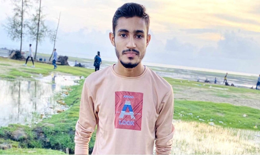 জানাজায় অংশ নিতে গিয়ে বাসের ধাক্কায় প্রাণ গেল যুবকের